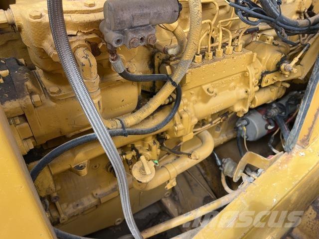 CAT 825C Soil compactors