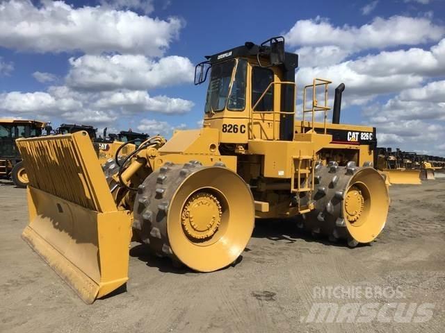 CAT 826C Soil compactors