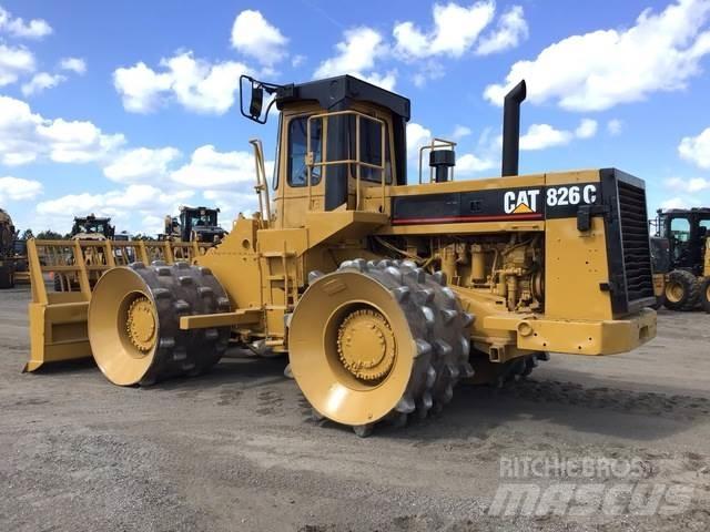 CAT 826C Soil compactors