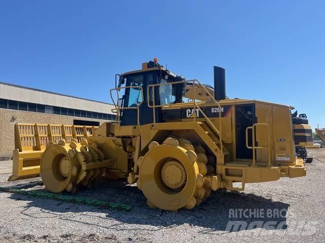 CAT 826H Soil compactors