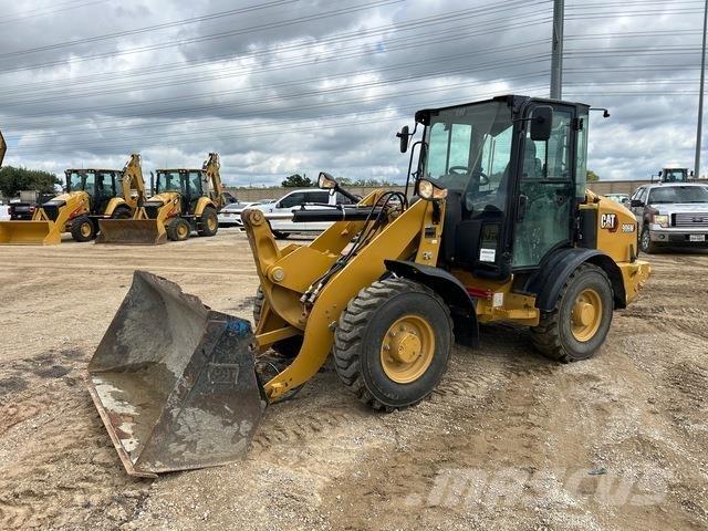 CAT 906M Wheel loaders