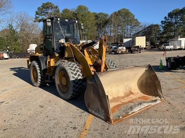 CAT 918M Wheel loaders