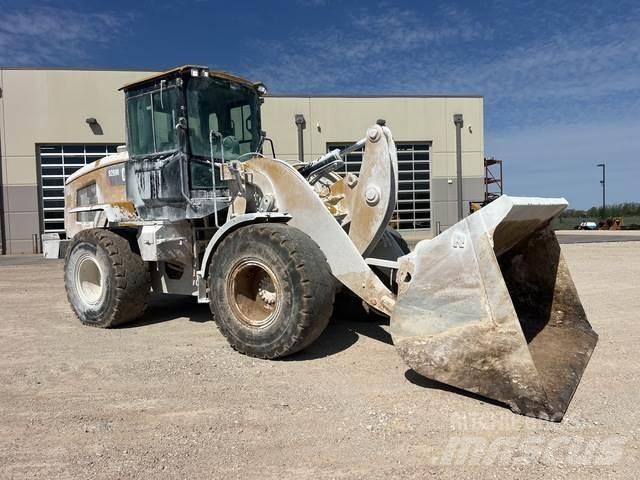 CAT 926M Wheel loaders