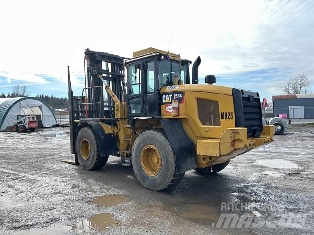 CAT 938K Rough terrain trucks