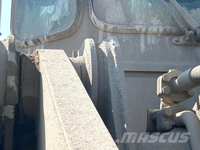 CAT 966D Wheel loaders