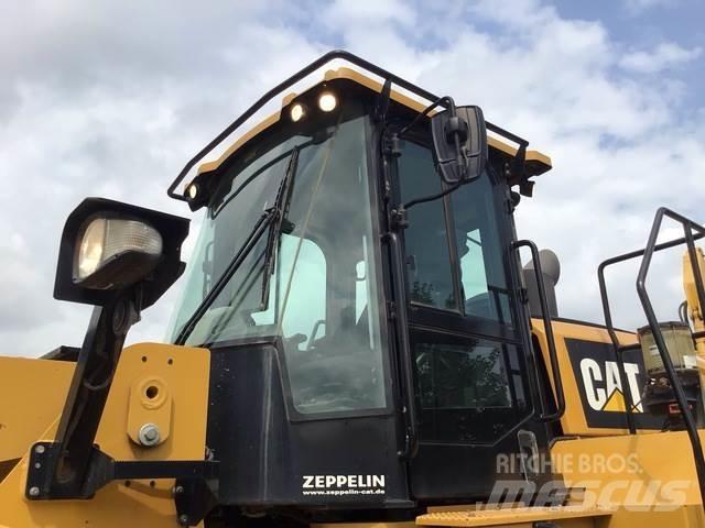 CAT 966M Construction - Others