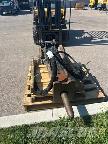 CAT B8 Hammers / Breakers