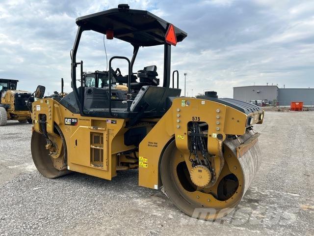 CAT CB10 Twin drum rollers