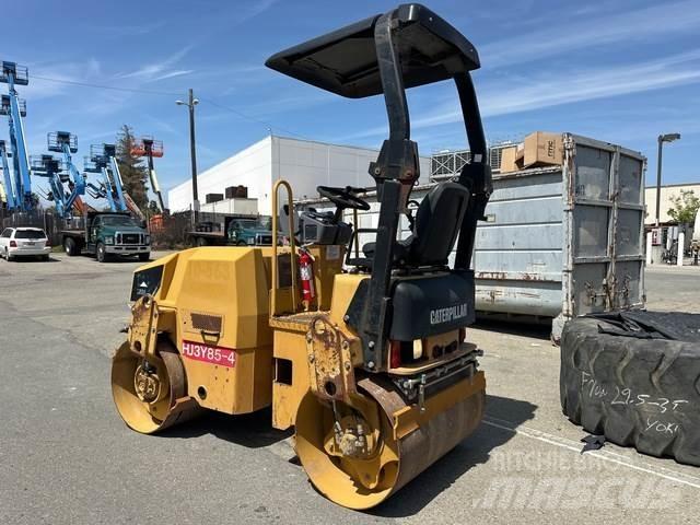 CAT CB24 Twin drum rollers
