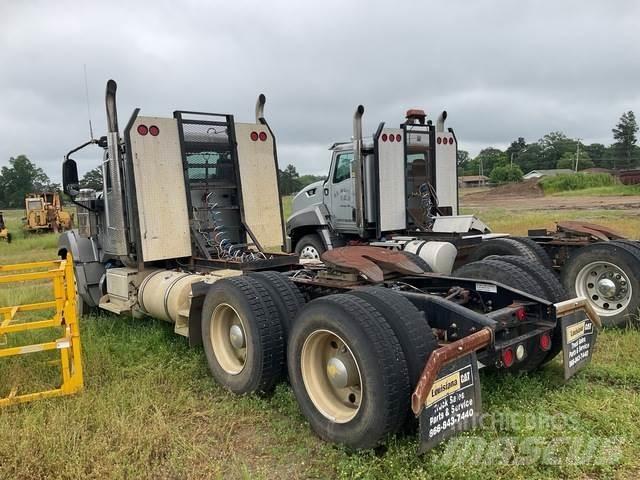 CAT CT680 Tractor Units