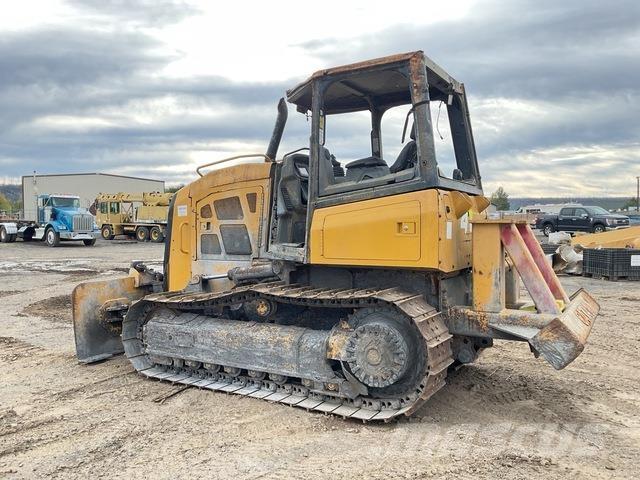 CAT D4K2 XL Crawler dozers