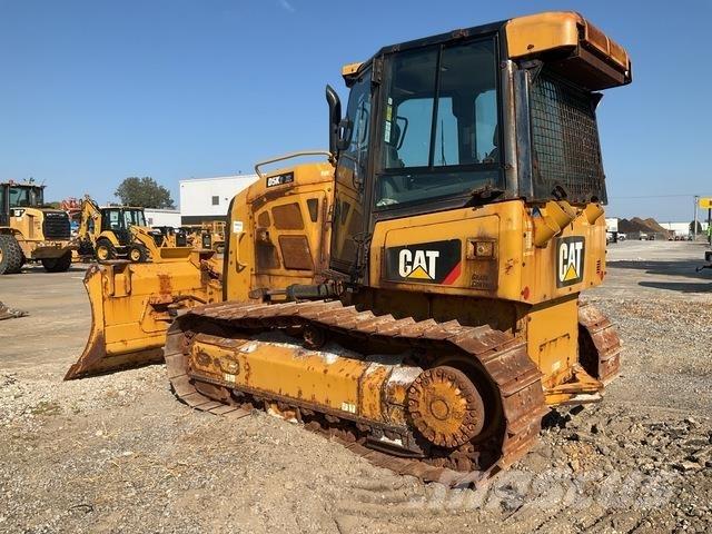 CAT D5K2 XL Crawler dozers