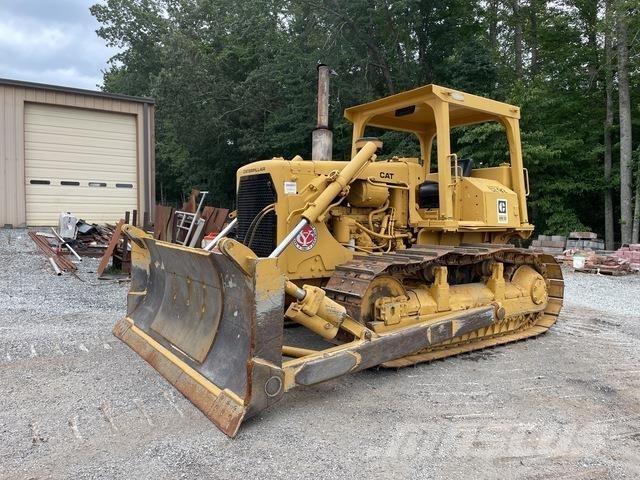 CAT D6D Crawler dozers
