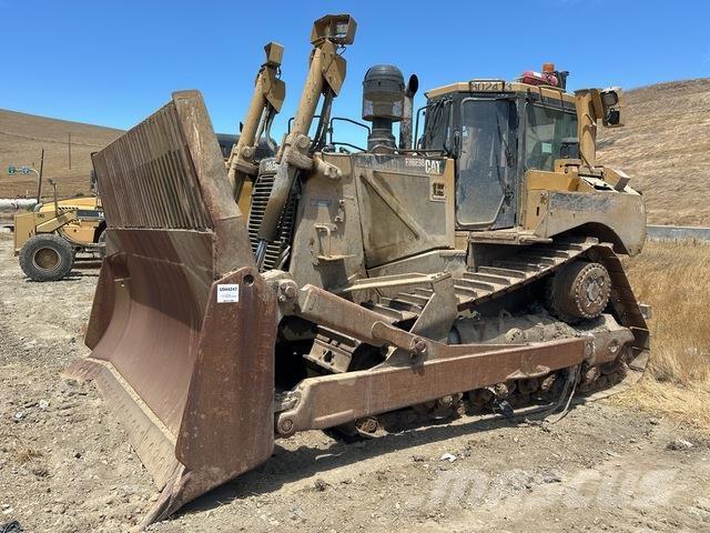 CAT D8T Crawler dozers