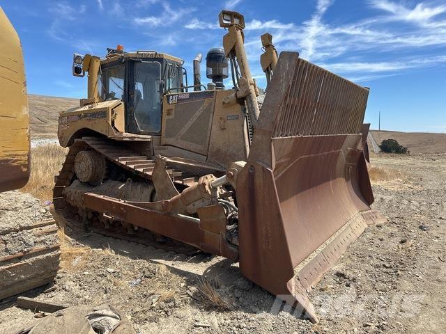 CAT D8T Crawler dozers