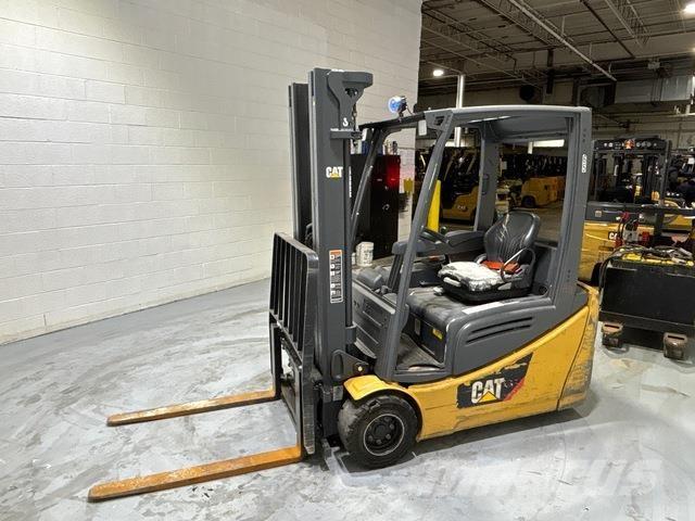 CAT MH 2ET3500 Electric forklift trucks