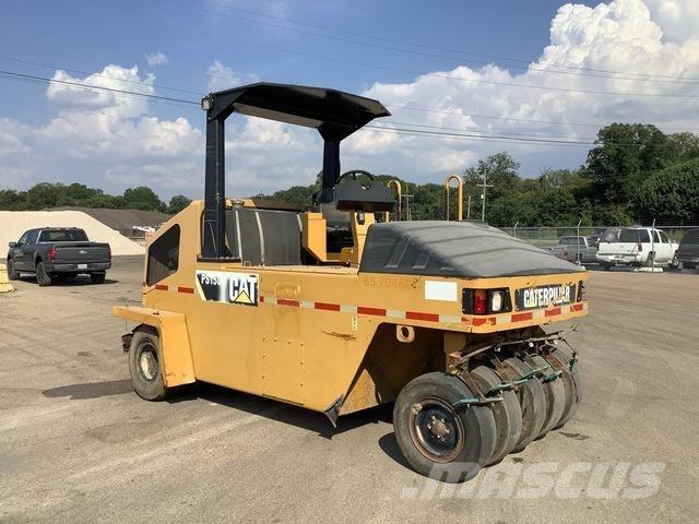 CAT PS-150C Pneumatic tired rollers