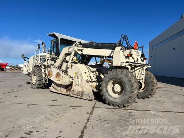 CAT RM500 Soil compactors