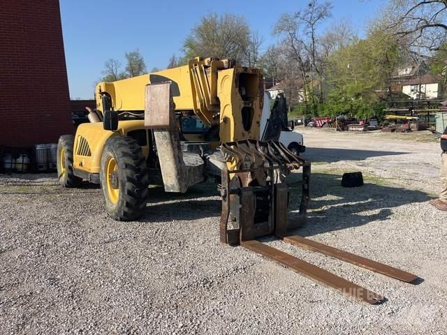 CAT TL1055 Telescopic handlers