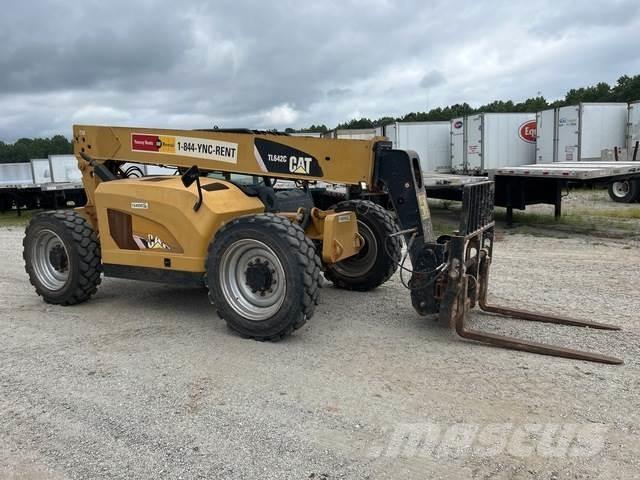 CAT TL642C Telescopic handlers