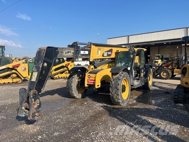 CAT TL943D Telescopic handlers