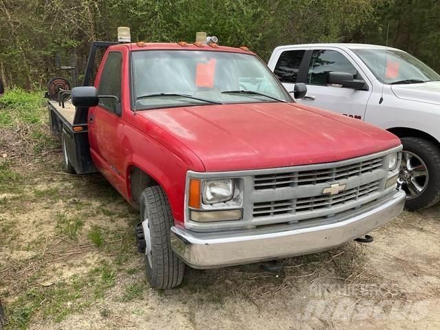 Chevrolet 3500 Flatbed / Dropside trucks
