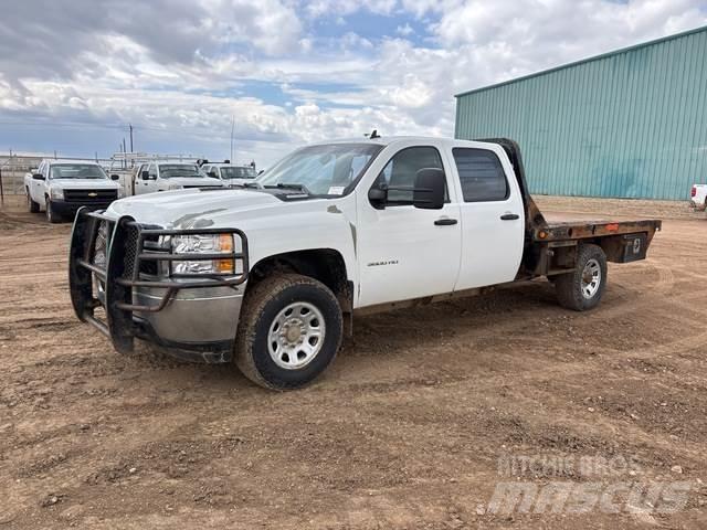 Chevrolet 3500 Flatbed / Dropside trucks