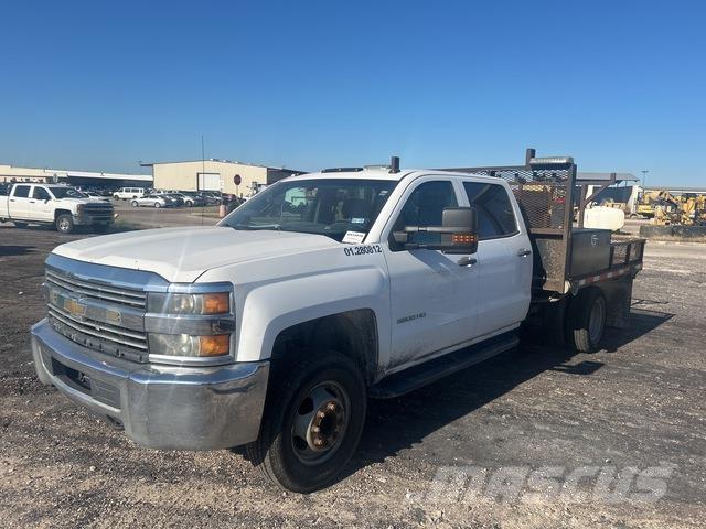 Chevrolet 3500 Flatbed / Dropside trucks