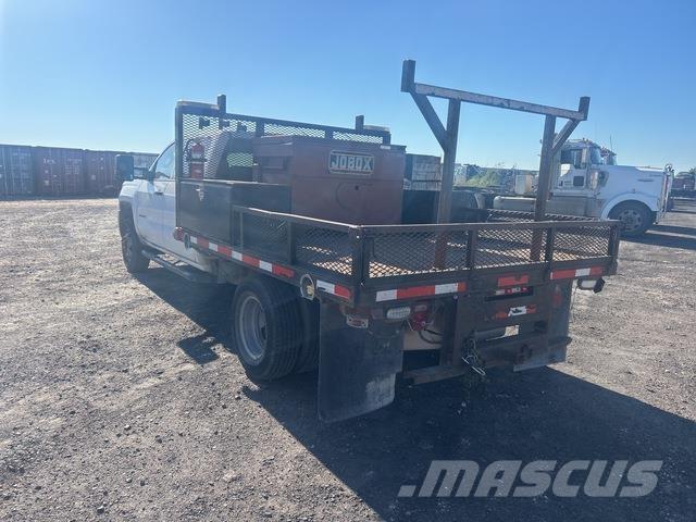 Chevrolet 3500 Flatbed / Dropside trucks