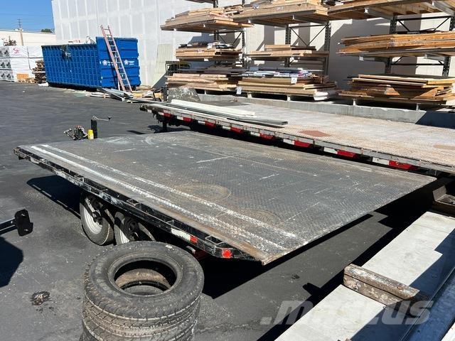  Creek Hill Low loaders