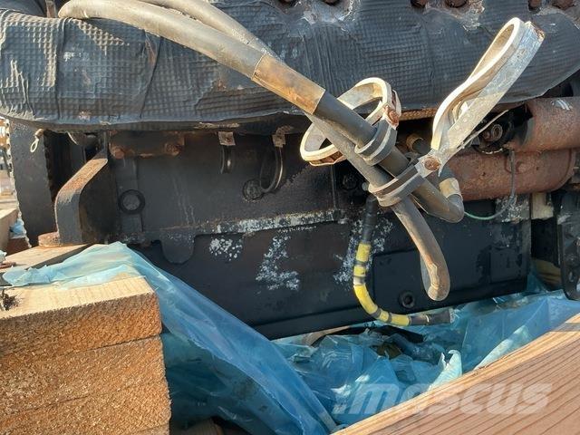 Cummins V903 Engines