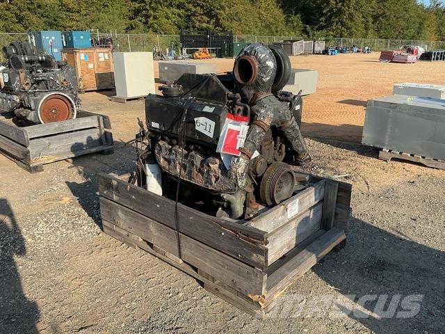 Cummins V903 Engines