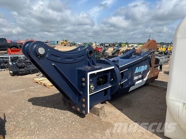 Daemo DMS700 Pulveriser (Demolition Crusher ) 