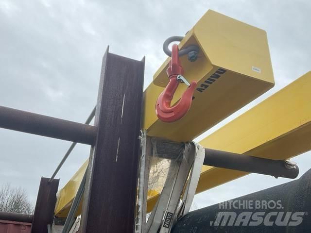  Dailey Supply Construction - Others