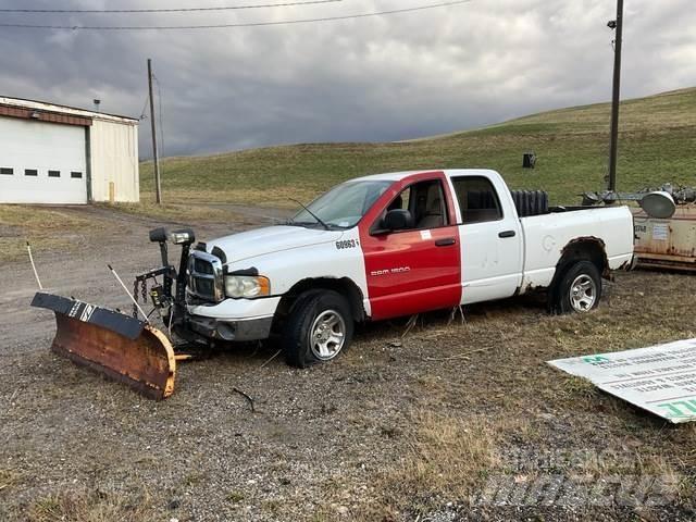 Dodge Ram 1500 Snow blades and plows