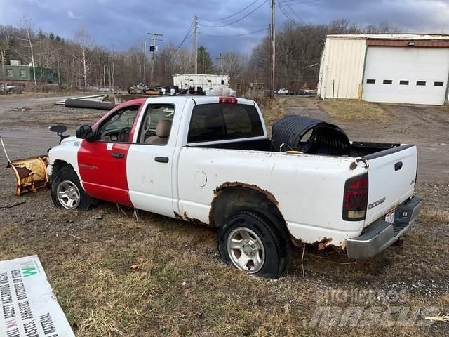 Dodge Ram 1500 Snow blades and plows