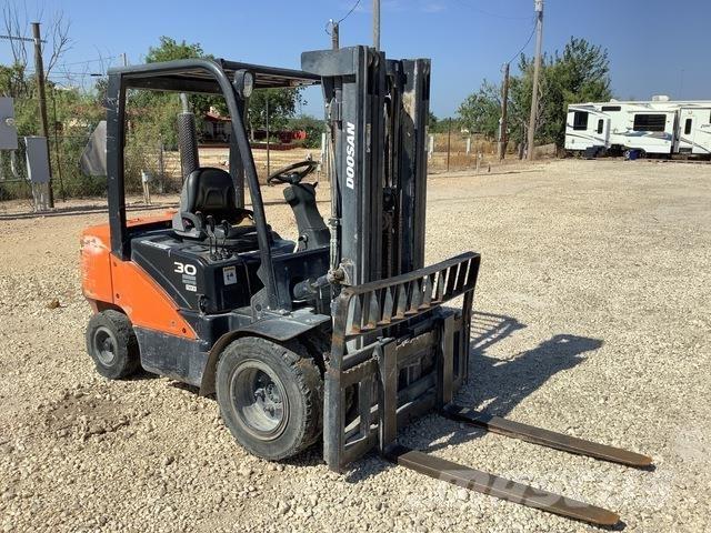 Doosan D30S-7 Construction - Others