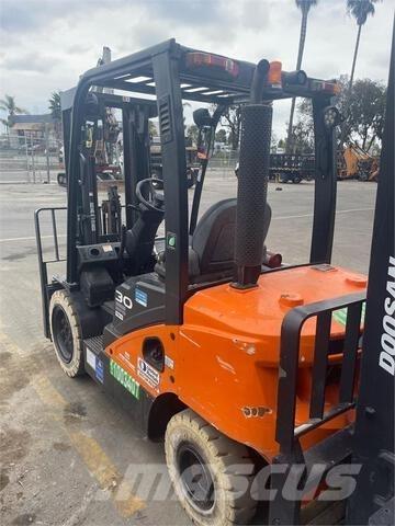 Doosan D30S7 Construction - Others