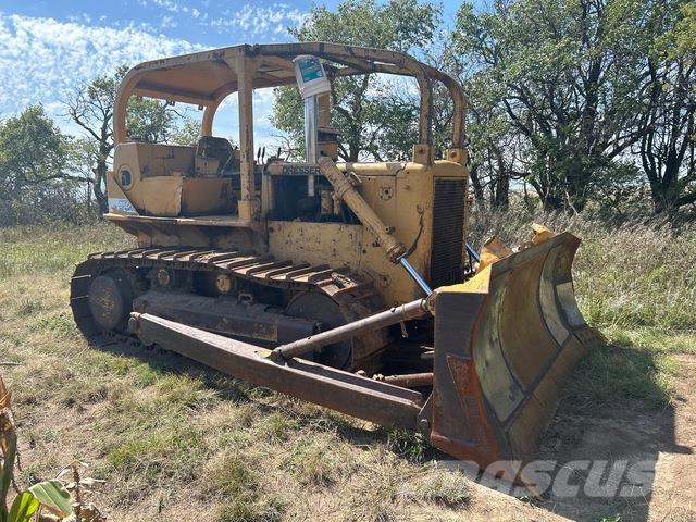 Dresser TD20C Crawler dozers