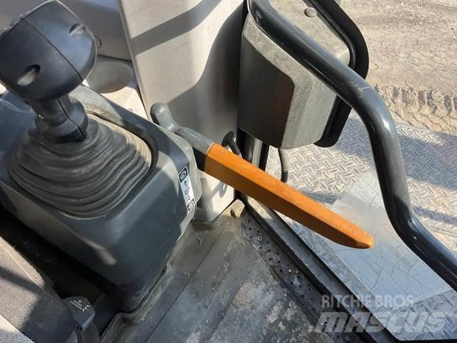 Dressta TD25M Crawler dozers