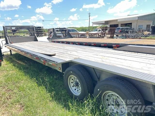 East Mfg Texas Vehicle transport trailers