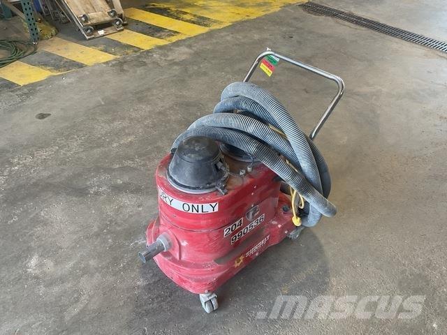 Edco WNS2220 Vacuum cleaners