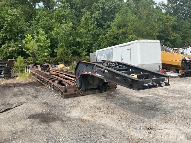 Etnyre  Low loaders