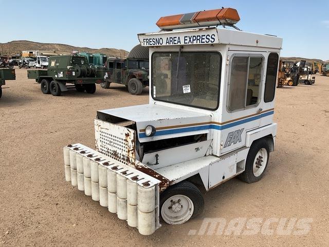  FAX Towing trucks