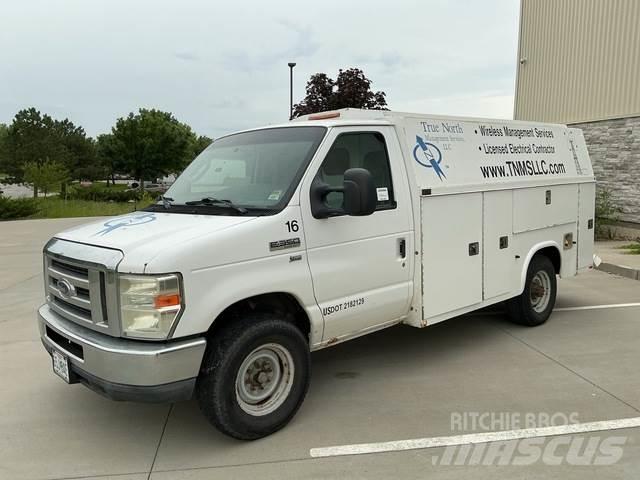 Ford  Box body trucks