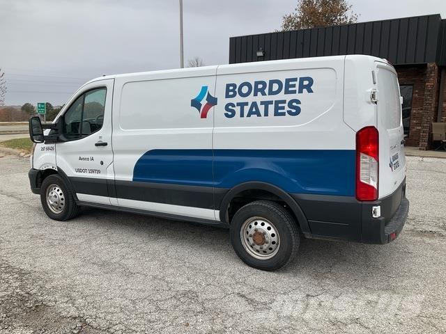 Ford  Box body trucks