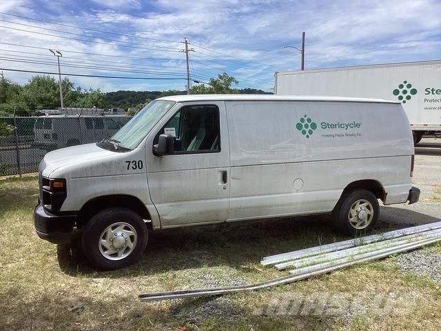 Ford E-150 Panel vans