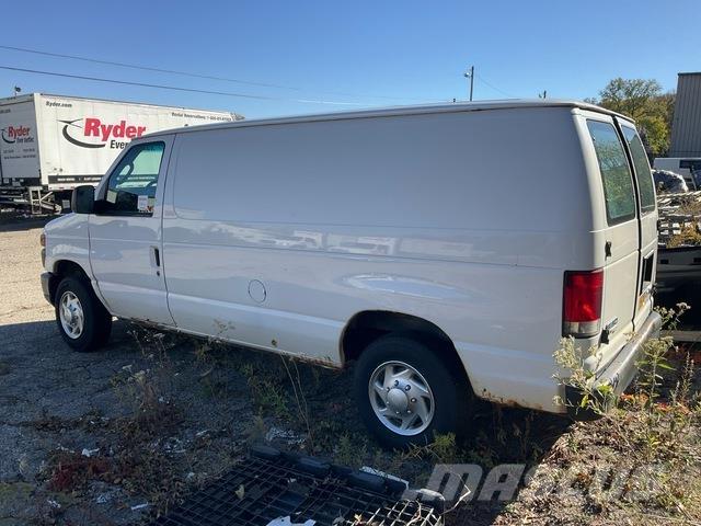 Ford E-150 Panel vans