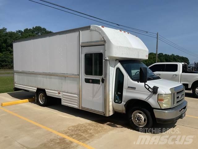 Ford E-350 Panel vans