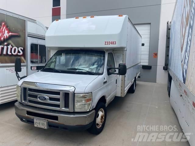 Ford E-350 Panel vans